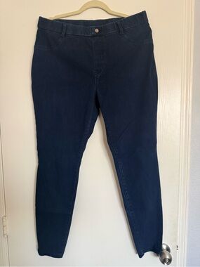 Dark Wash Jeans (stretch denim)